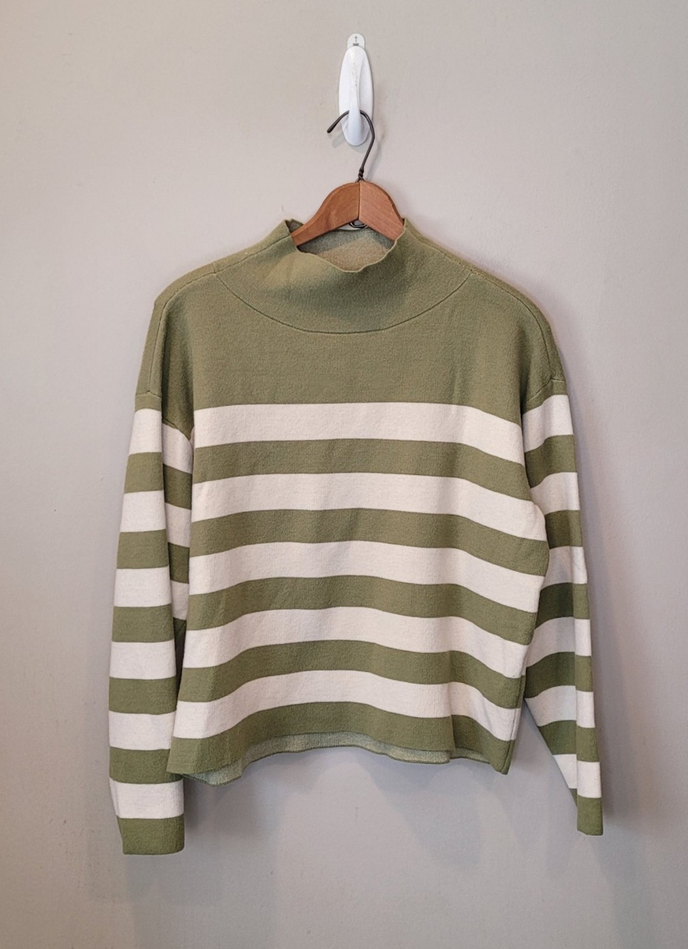 Anthropologie Maeve Mock Neck Green Striped Knit Sweater Small Preppy